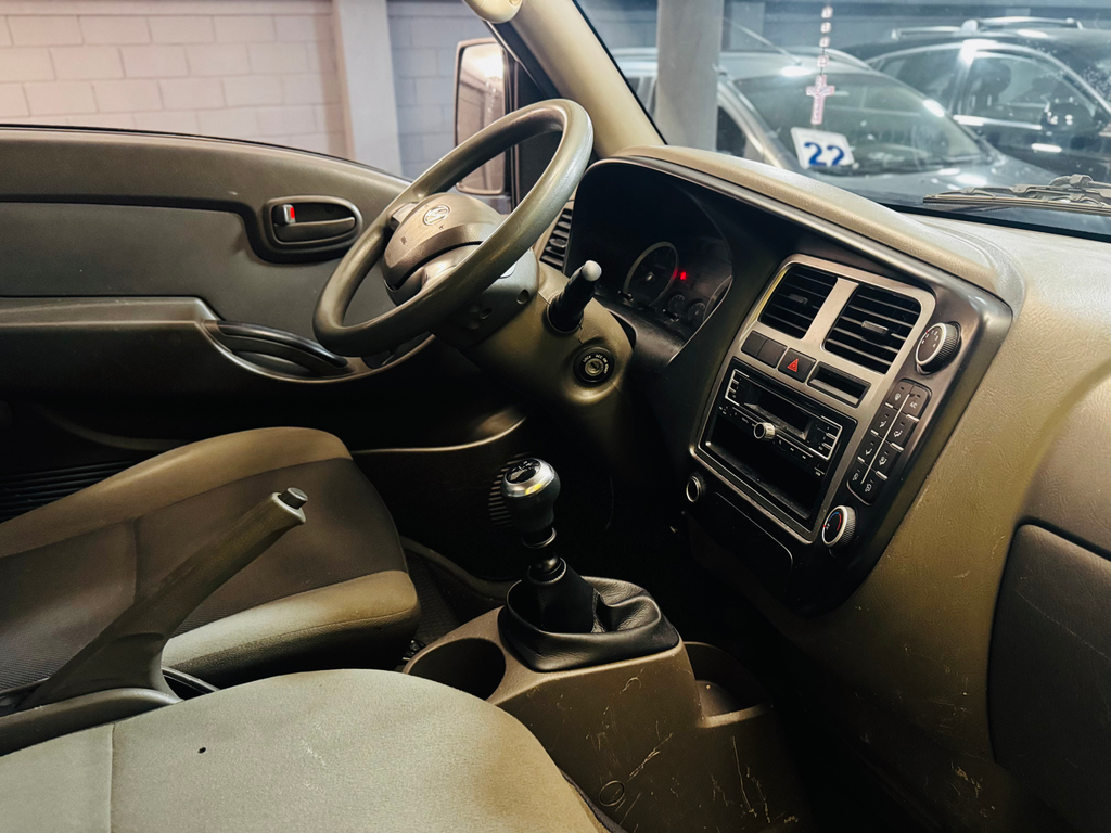 Hyundai HR Branco