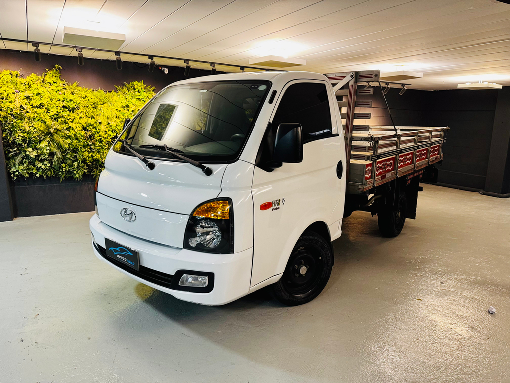 Hyundai HR Branco