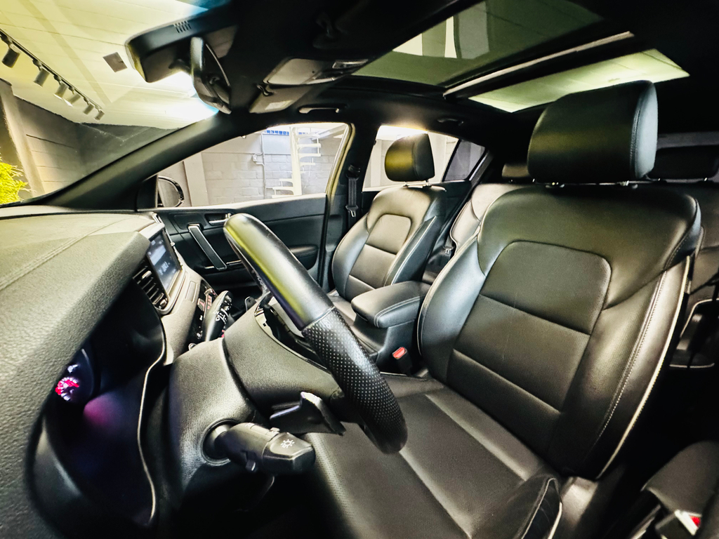 Kia Sportage Azul