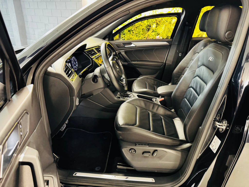 Volkswagen Tiguan Preto