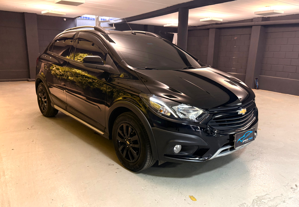 Chevrolet Onix Preto