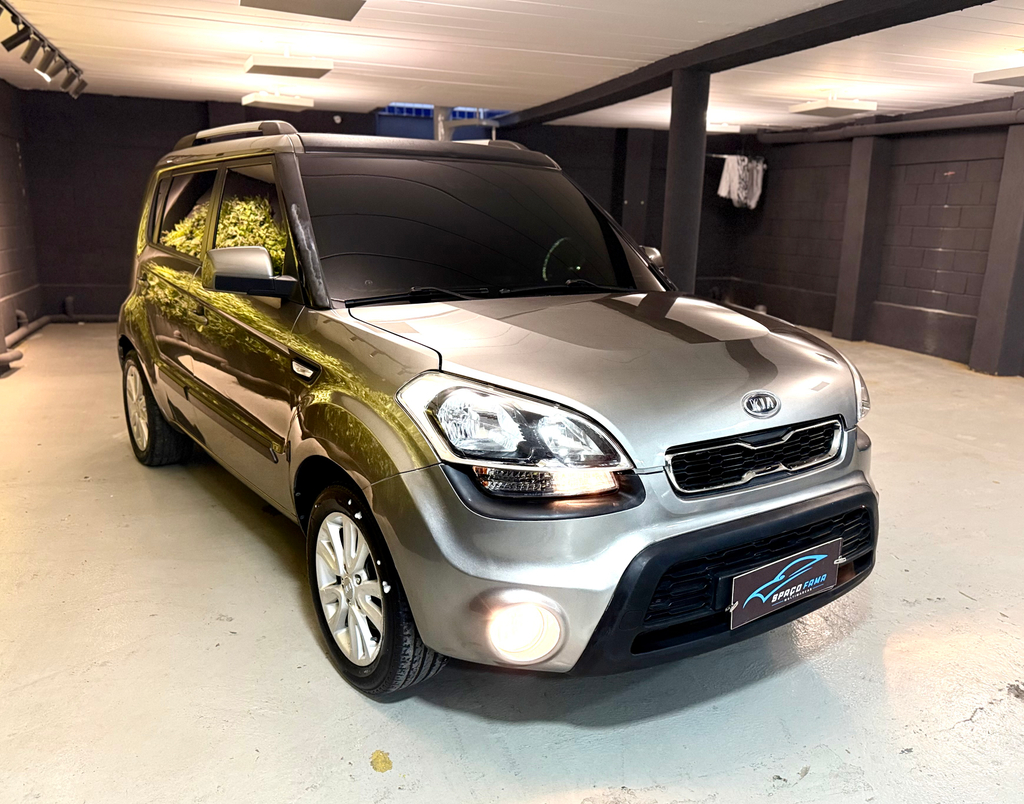 Kia Soul Cinza