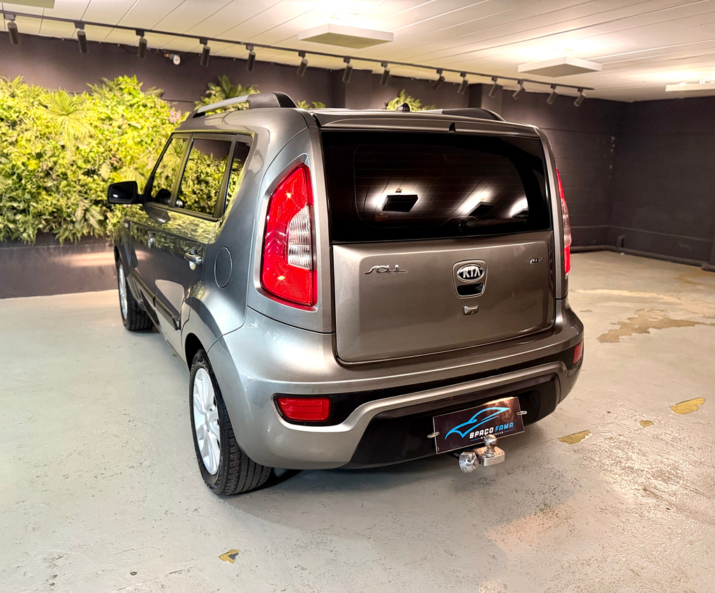 Kia Soul Cinza