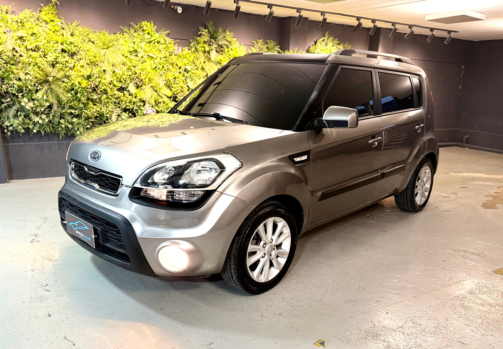 Kia Soul Cinza