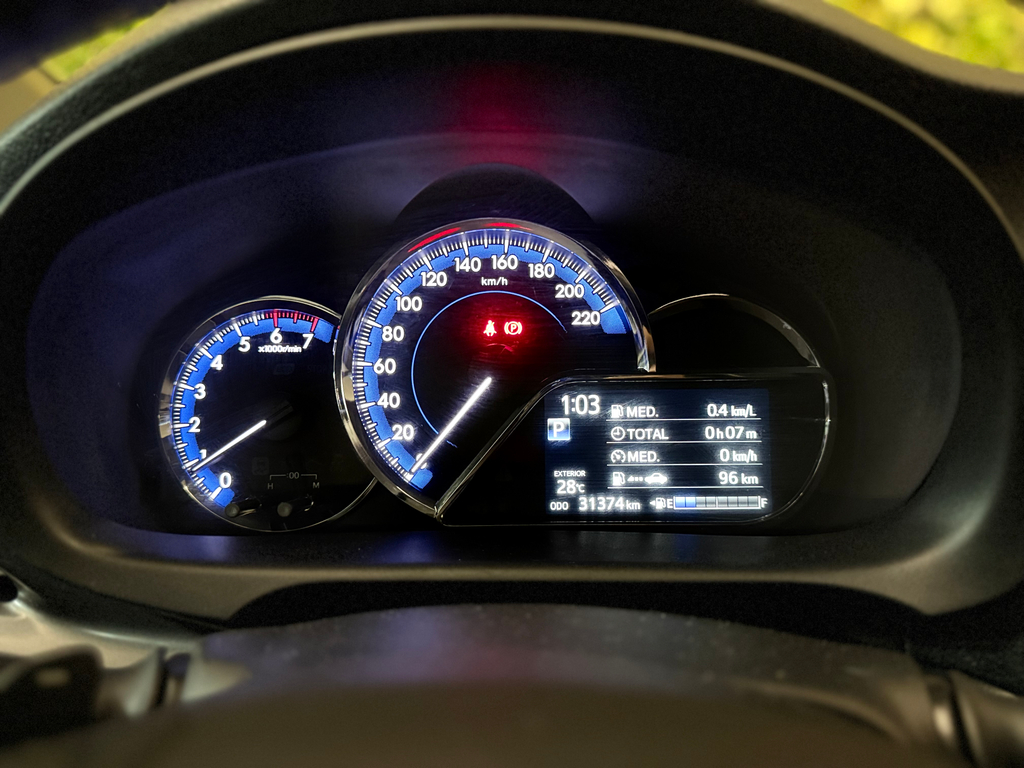 Toyota Yaris Sedan Prata