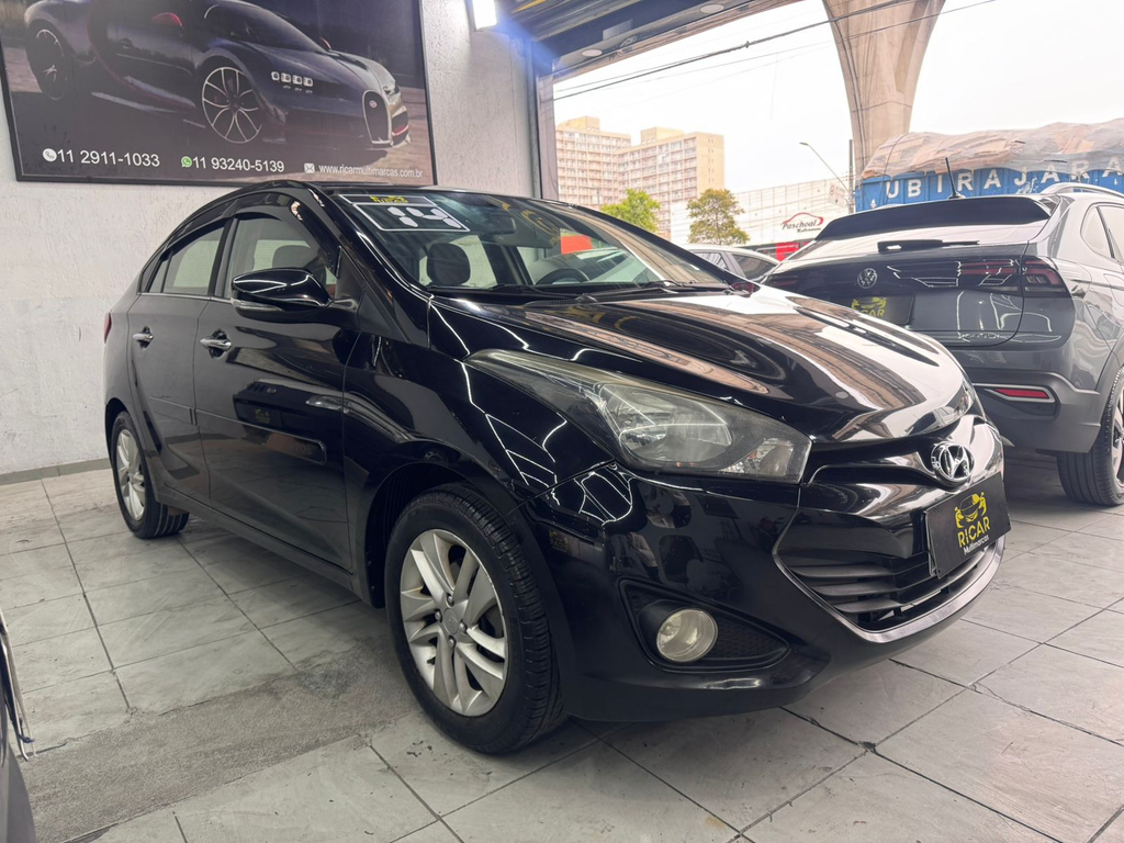 Hyundai HB20S Preto