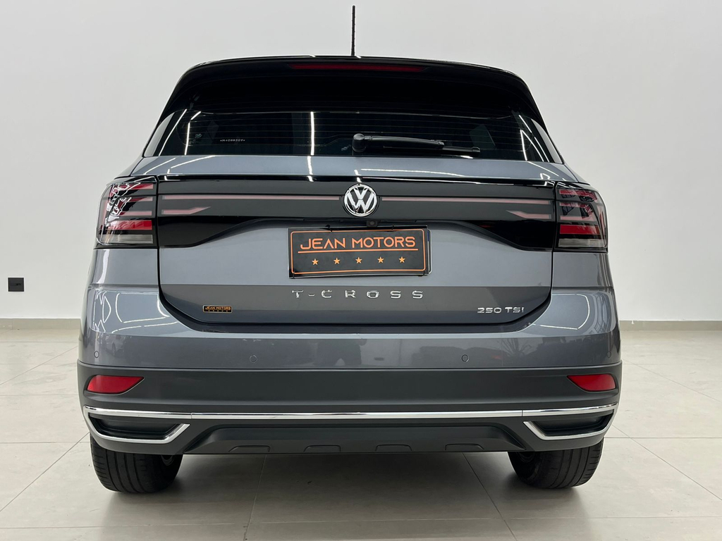 Volkswagen T-Cross Cinza