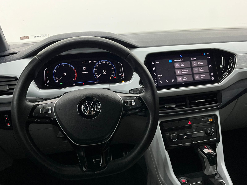 Volkswagen T-Cross Cinza