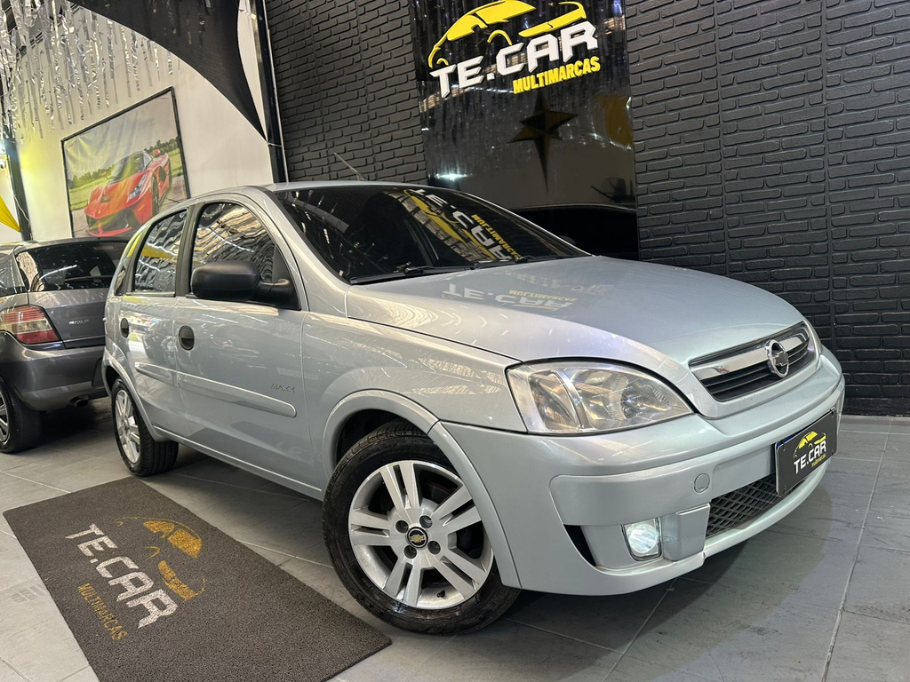 Chevrolet Corsa Hatch