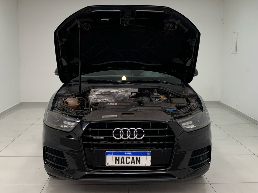 Audi Q3 Preto