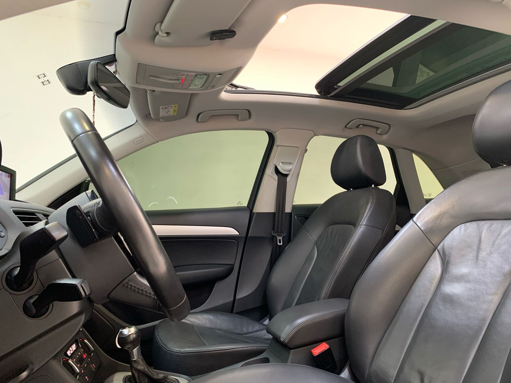 Audi Q3 Preto