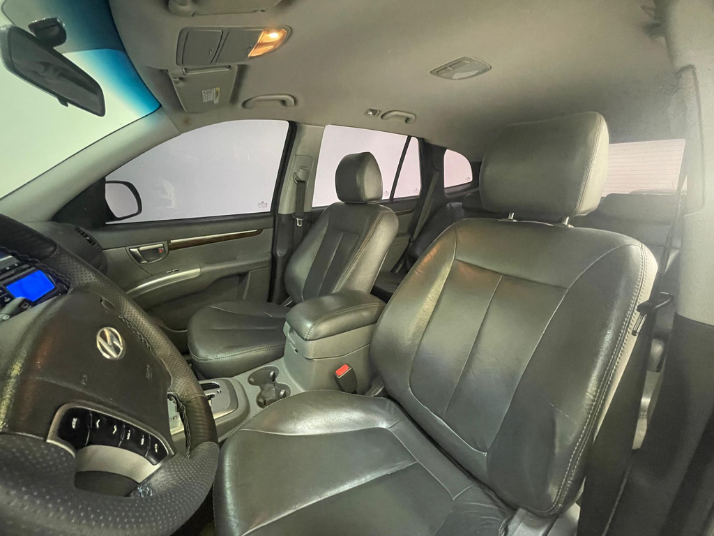 Hyundai Santa Fe Preto