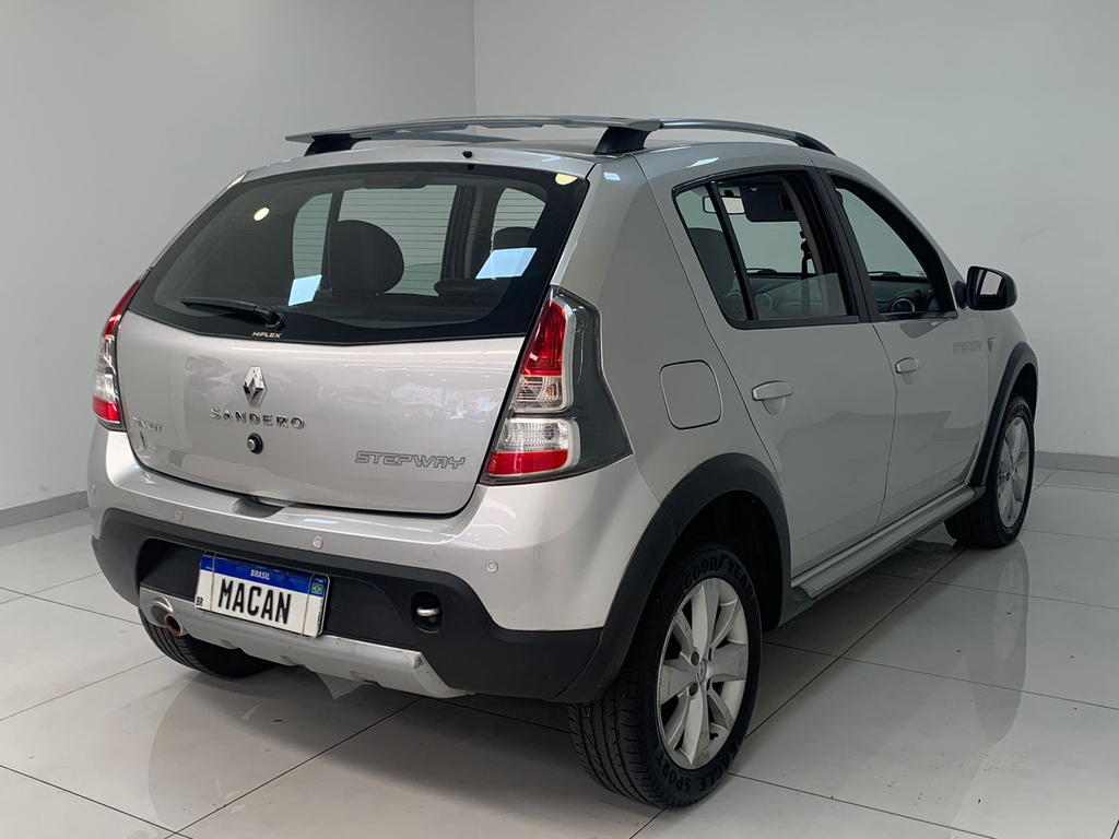 Renault Sandero Stepway Prata