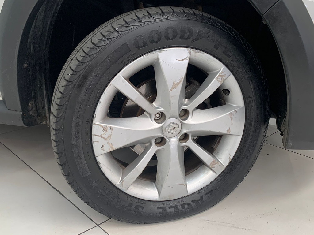 Renault Sandero Stepway Prata