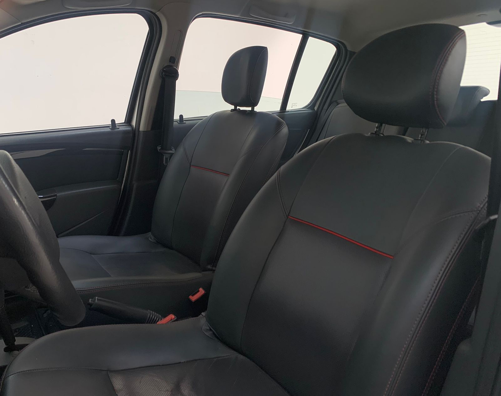 Renault Sandero Stepway Prata