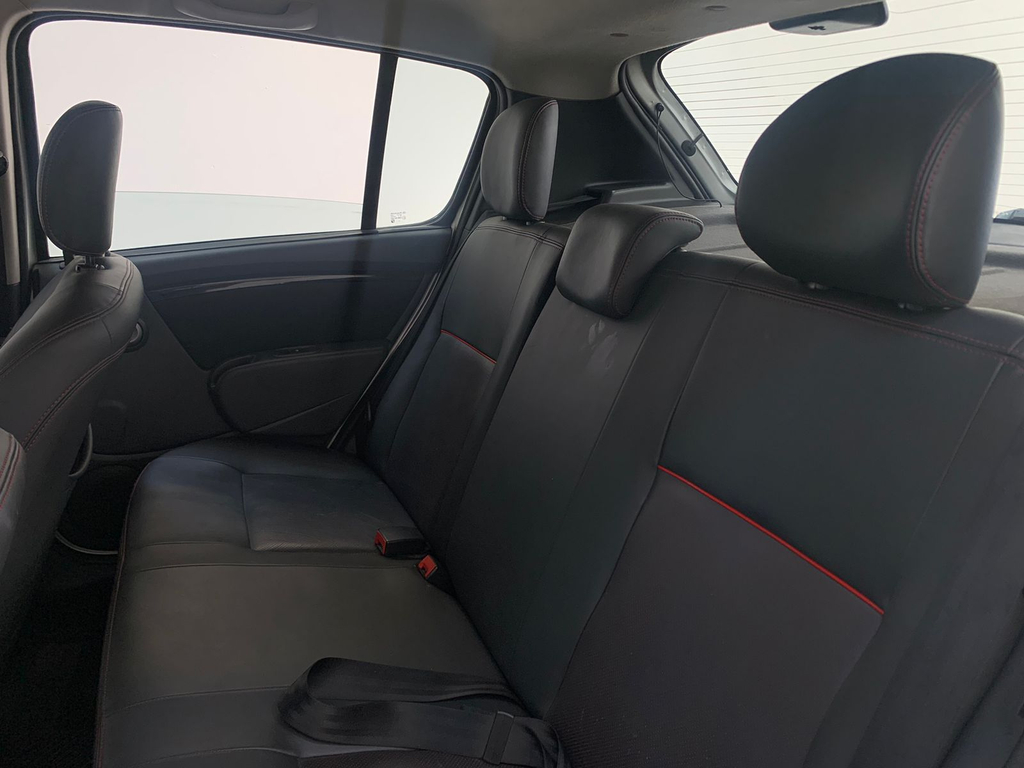 Renault Sandero Stepway Prata