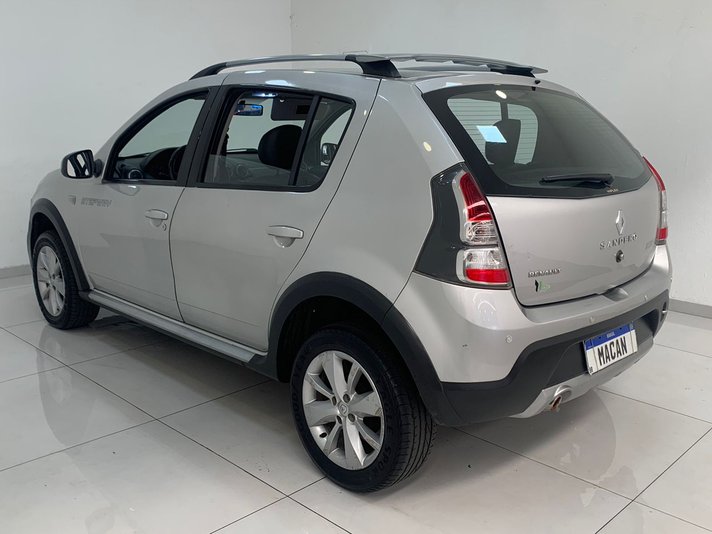Renault Sandero Stepway Prata