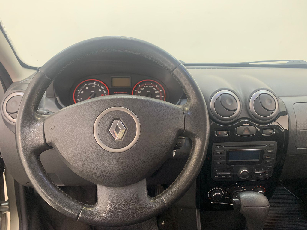 Renault Sandero Stepway Prata