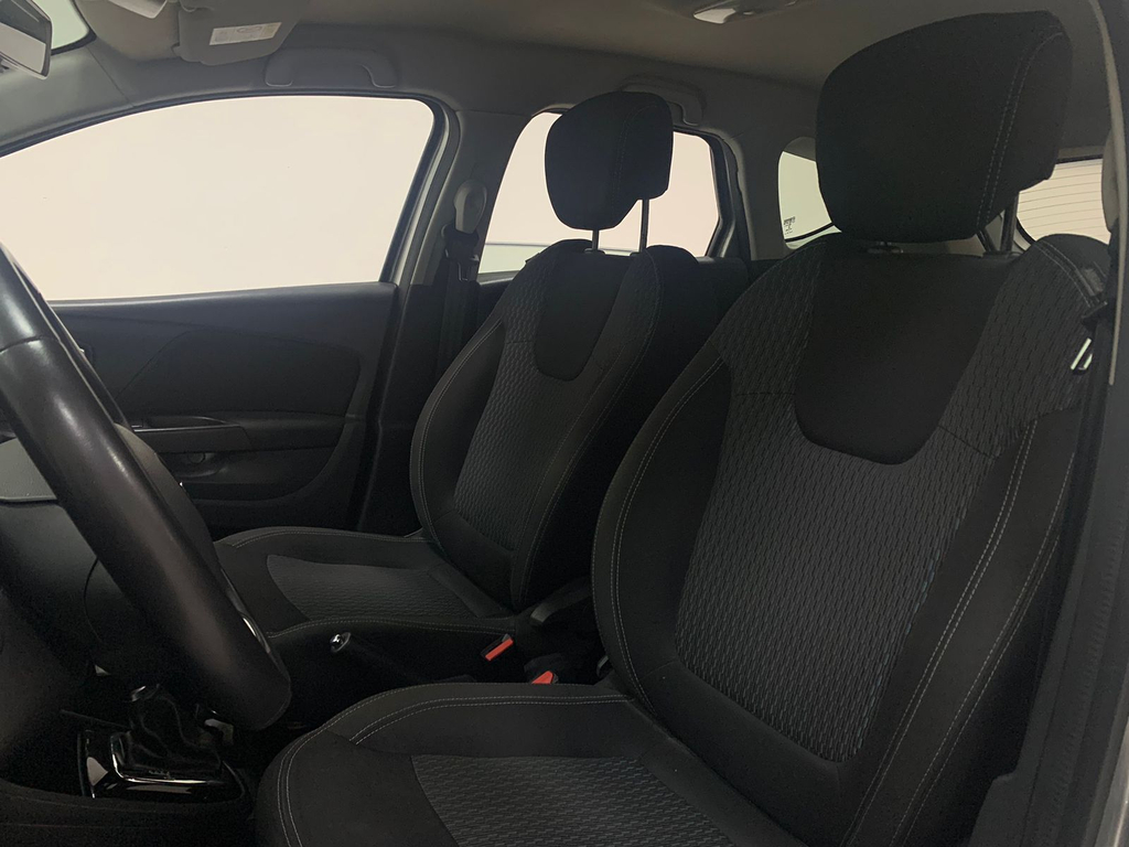 Renault Captur Prata