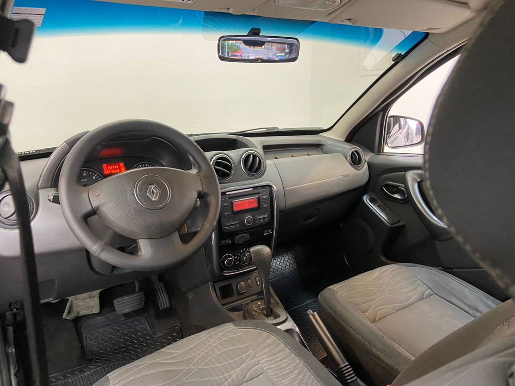 Renault Duster Cinza