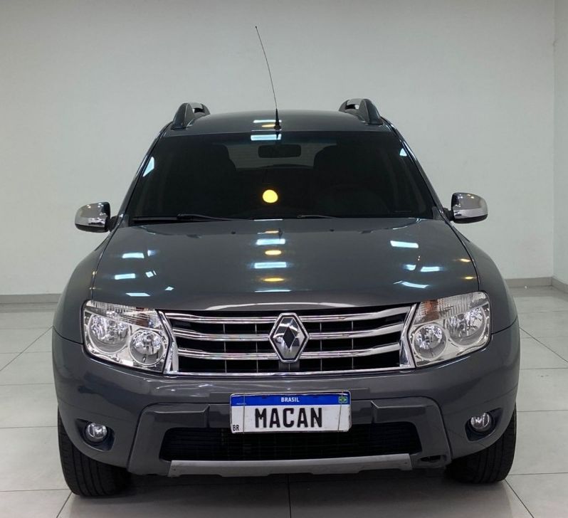 Renault Duster Cinza