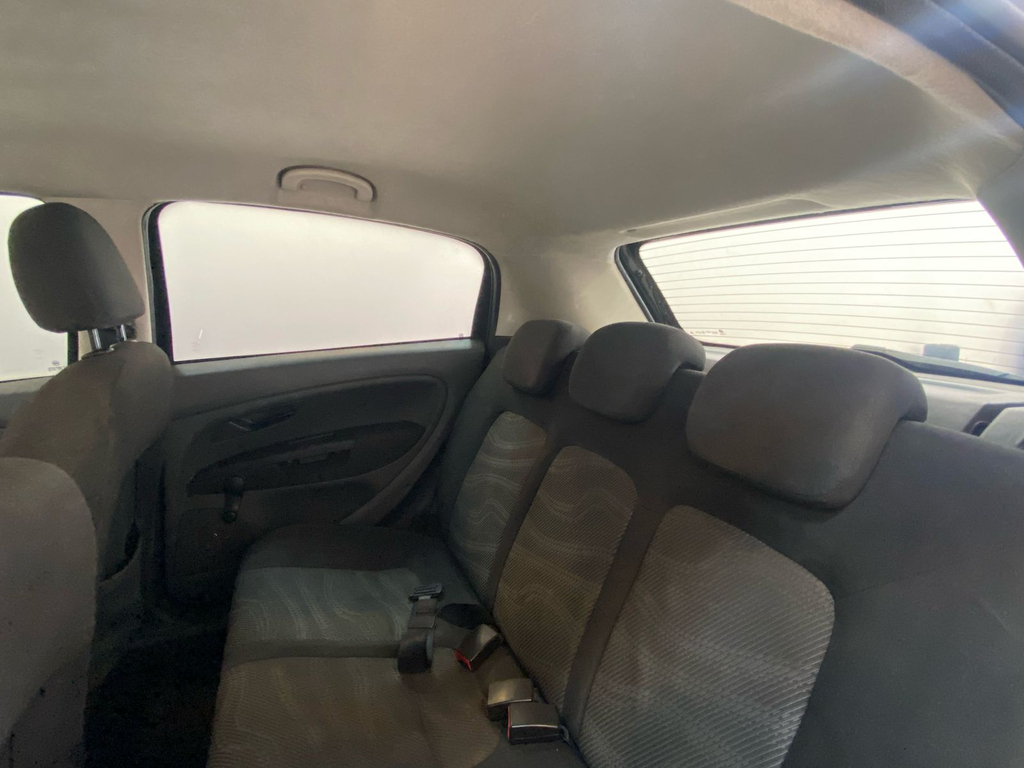 Fiat Punto Preto