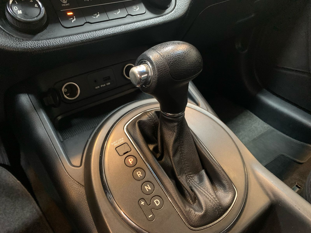 Kia Sportage Preto