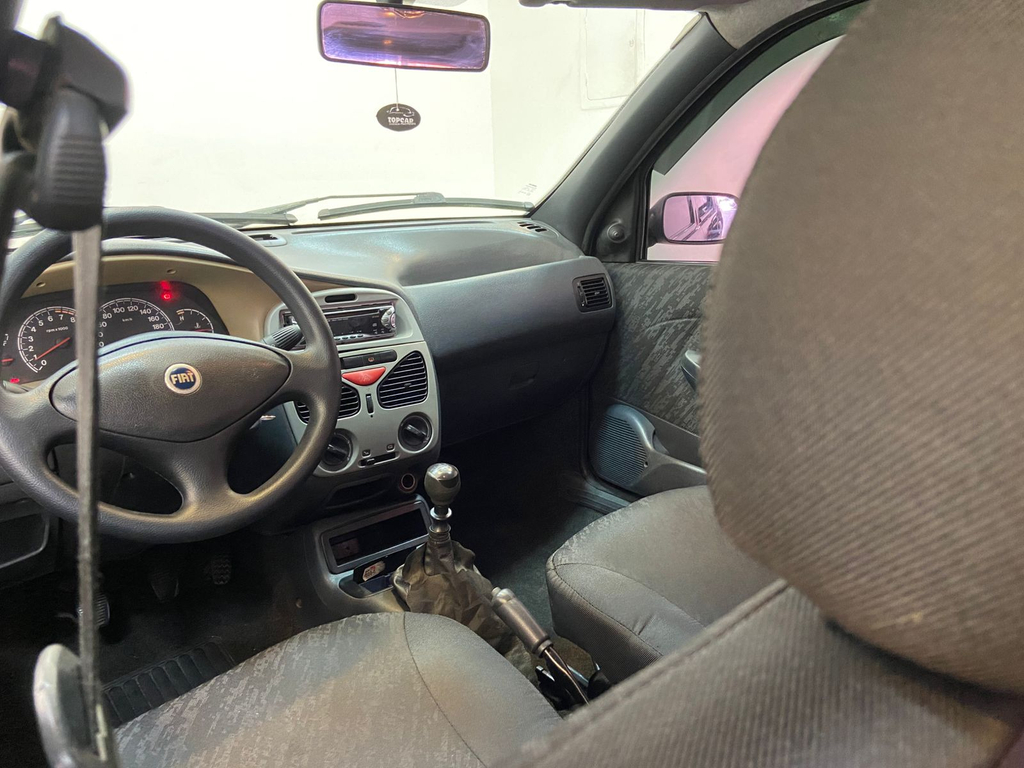 Fiat Palio Weekend Preto
