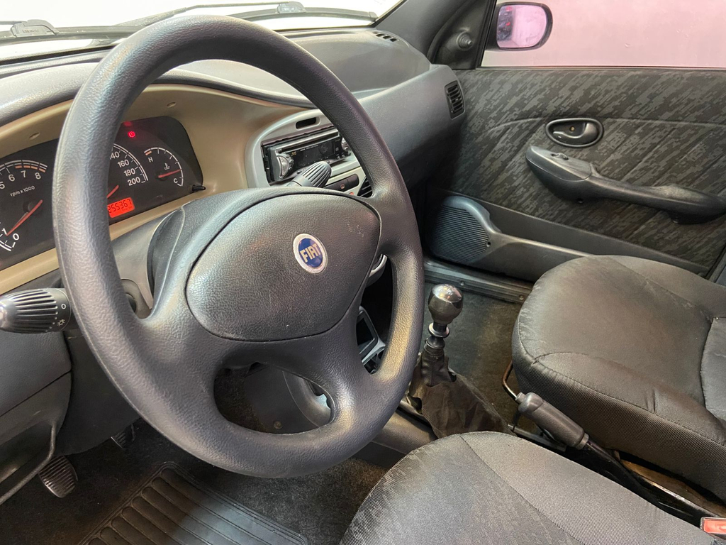 Fiat Palio Weekend Preto