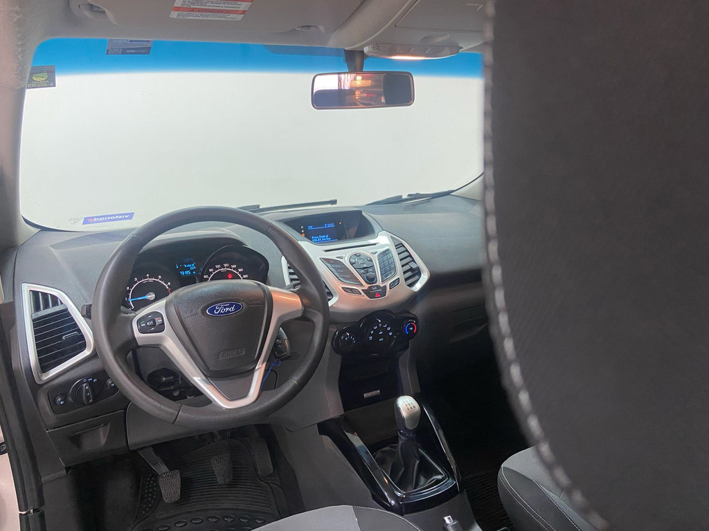 Ford EcoSport Prata