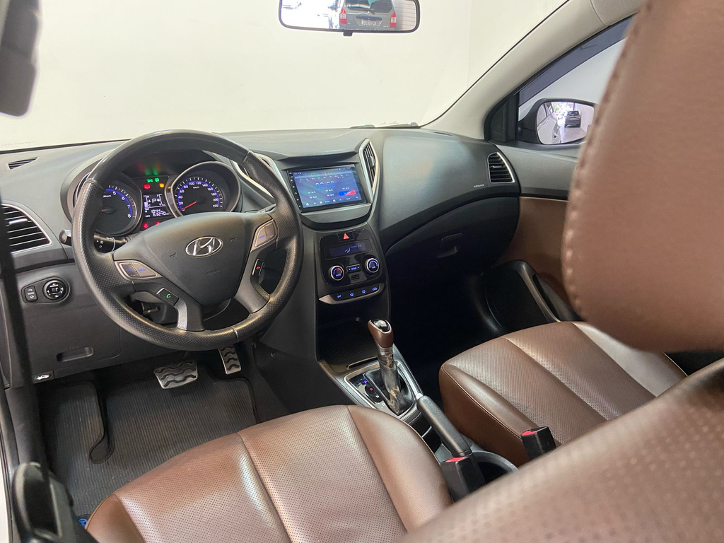 Hyundai HB20X Branco