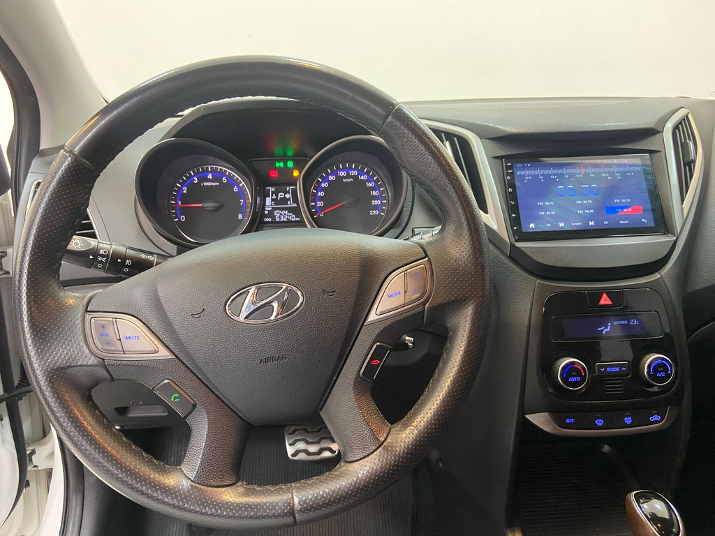 Hyundai HB20X Branco