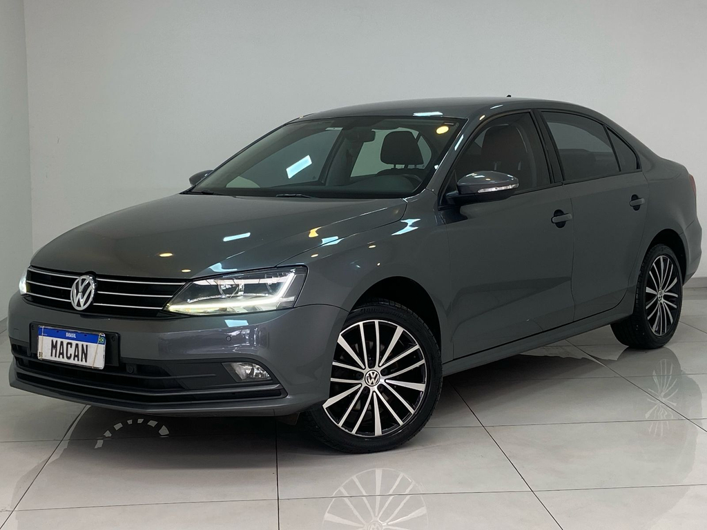 Volkswagen Jetta Cinza