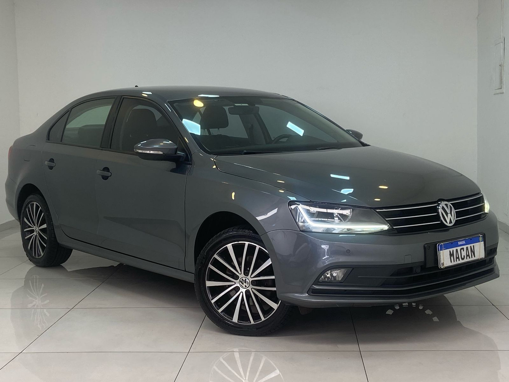 Volkswagen Jetta Cinza