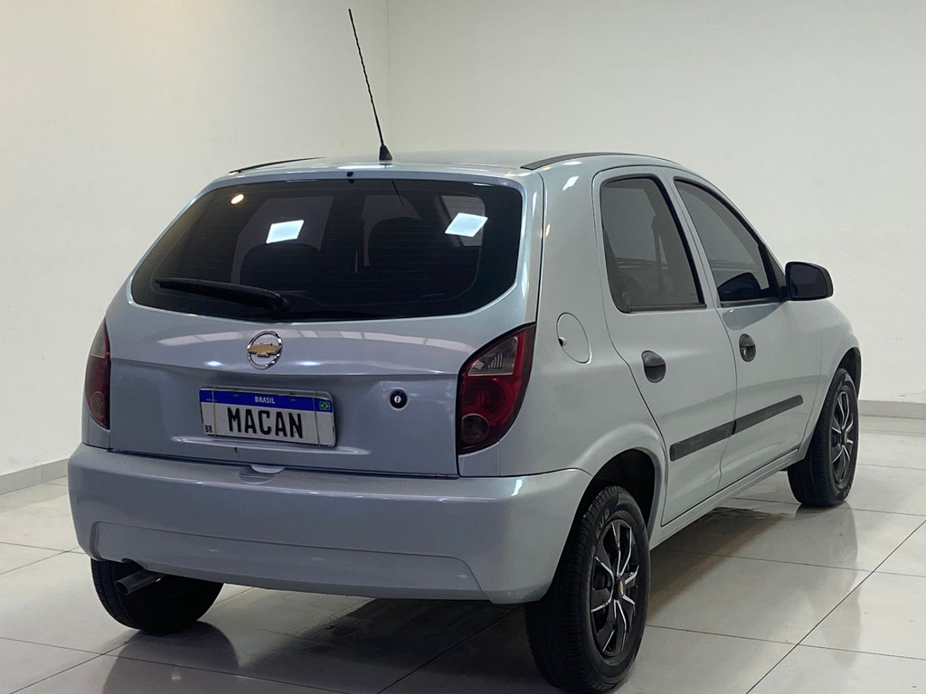 Chevrolet Celta Prata