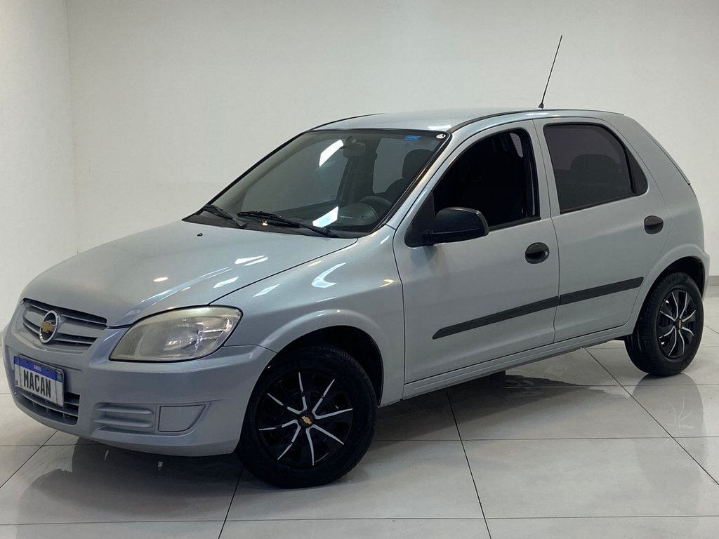 Chevrolet Celta Prata