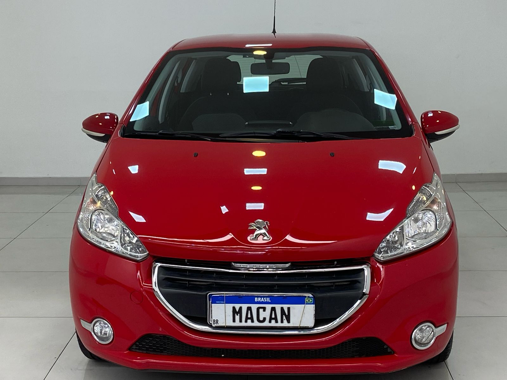 Peugeot 208 Vermelho