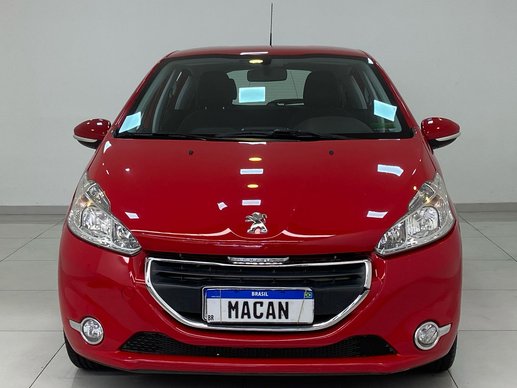 Peugeot 208 Vermelho