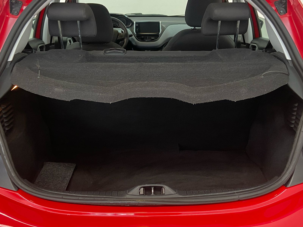 Peugeot 208 Vermelho