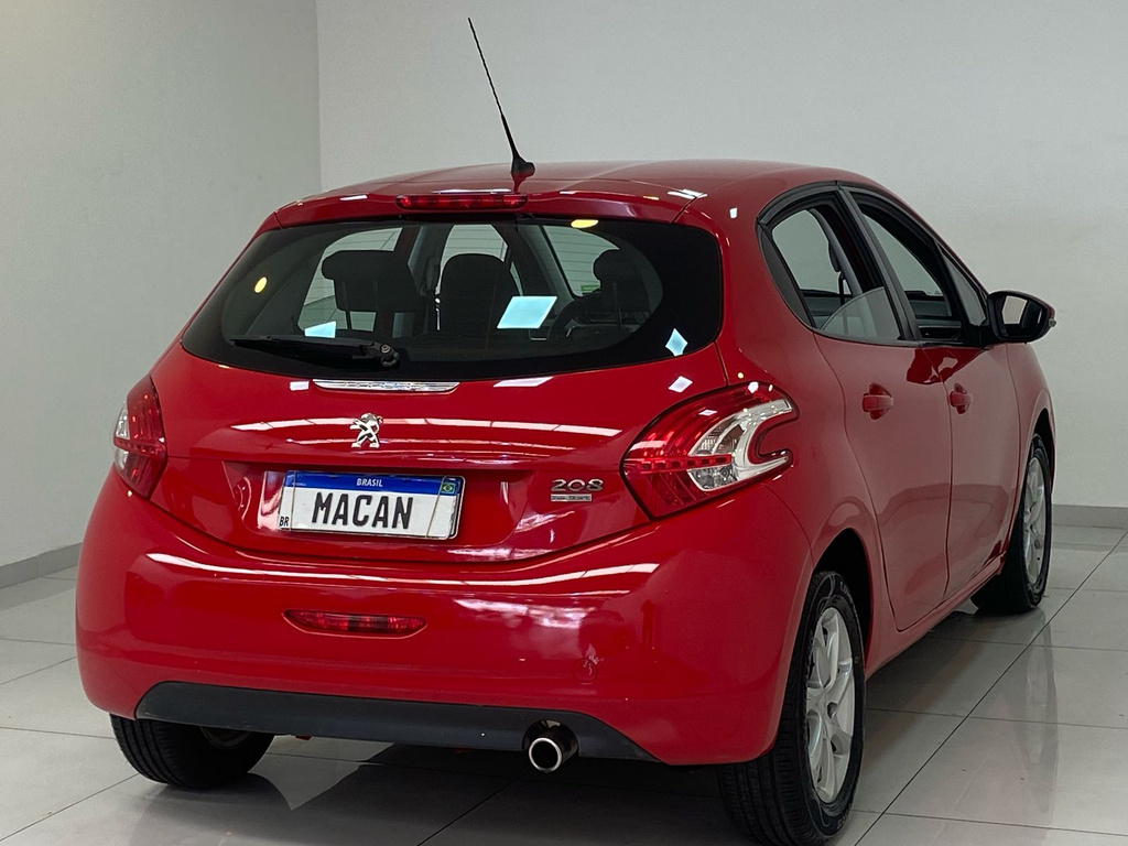 Peugeot 208 Vermelho