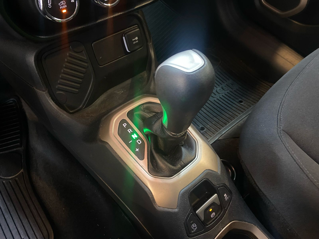 Jeep Renegade Preto