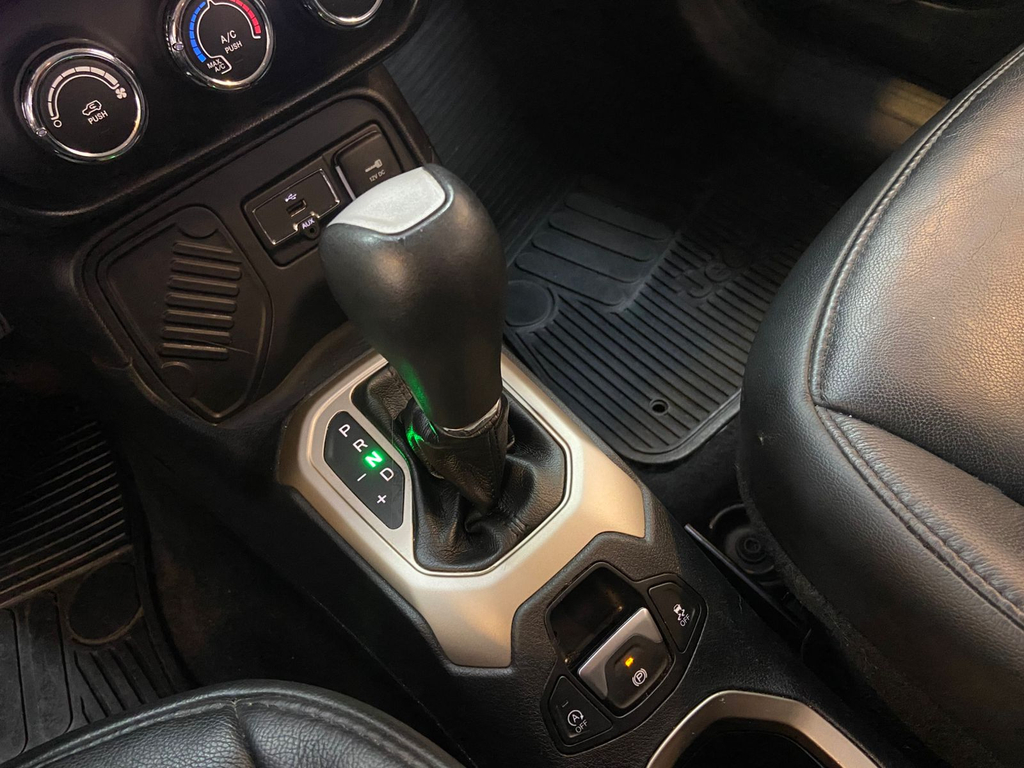 Jeep Renegade Preto