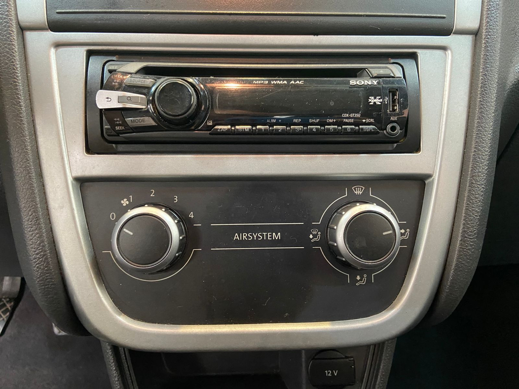 Volkswagen Gol Cinza