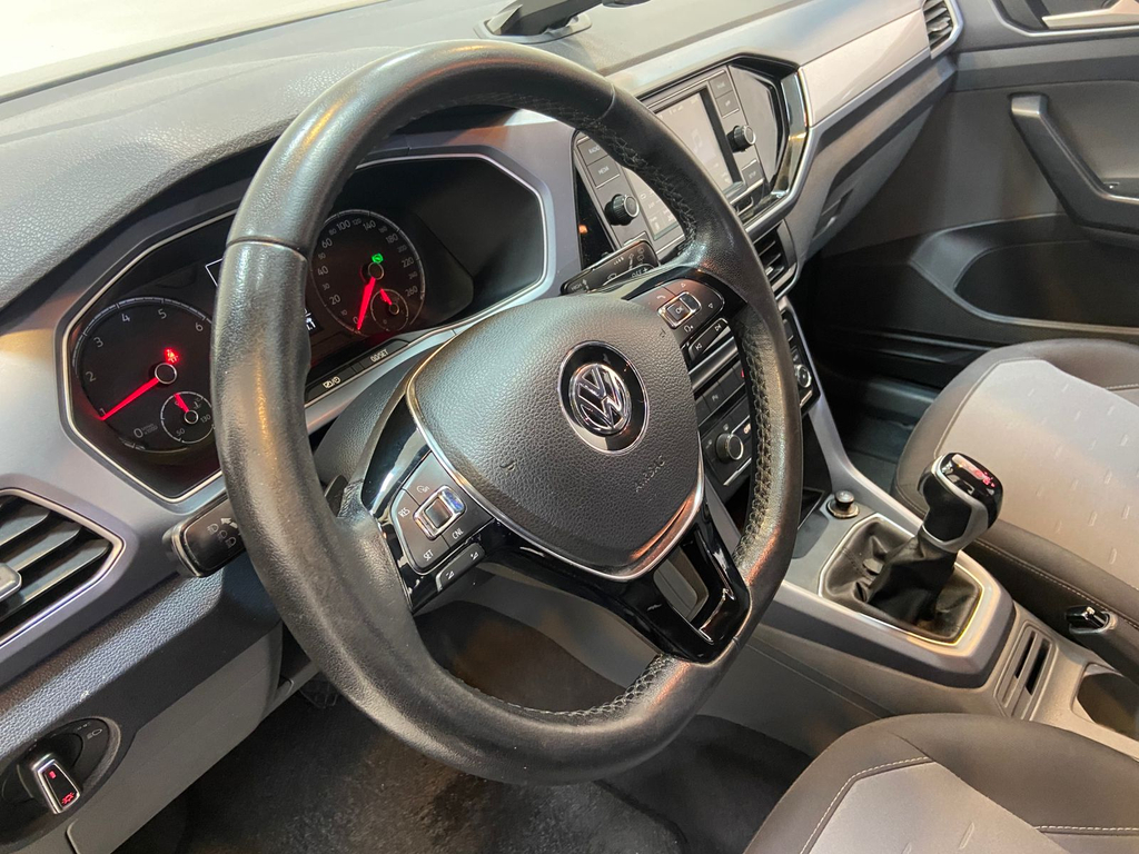 Volkswagen T-Cross Cinza