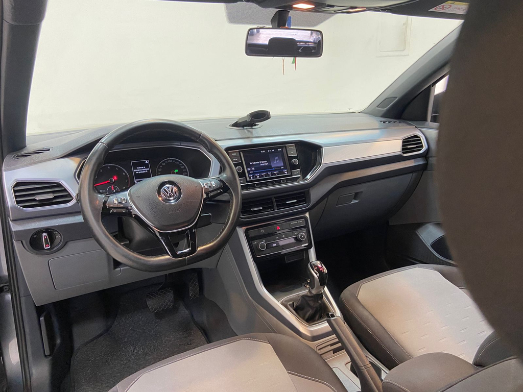 Volkswagen T-Cross Cinza