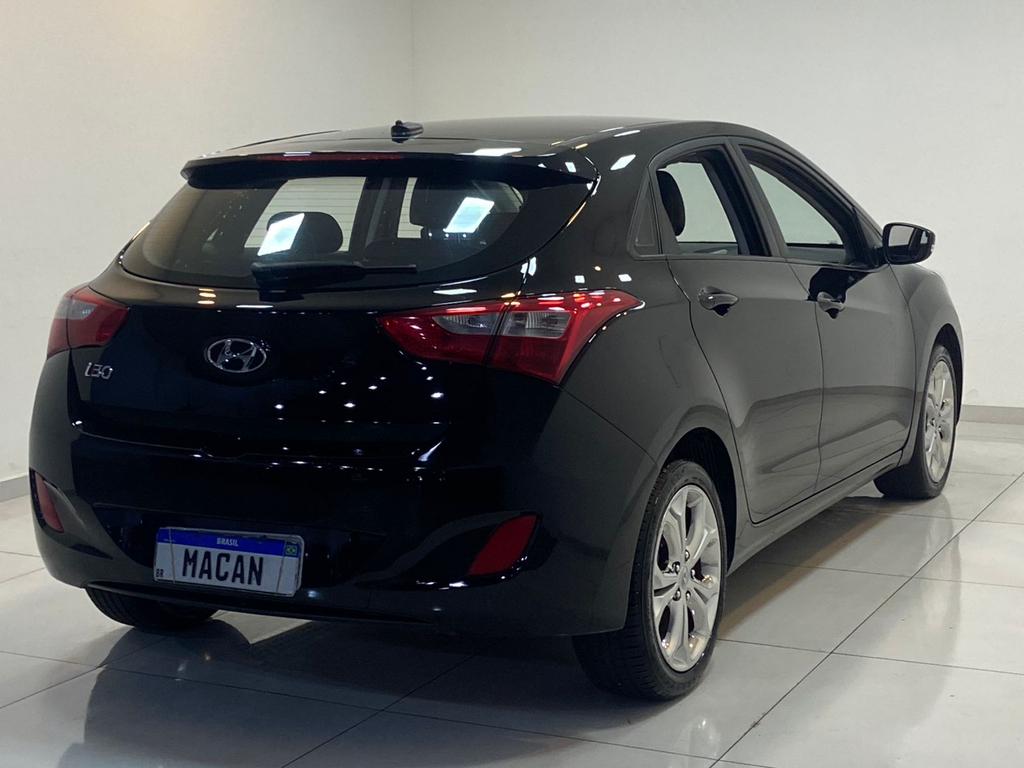 Hyundai i30 Preto