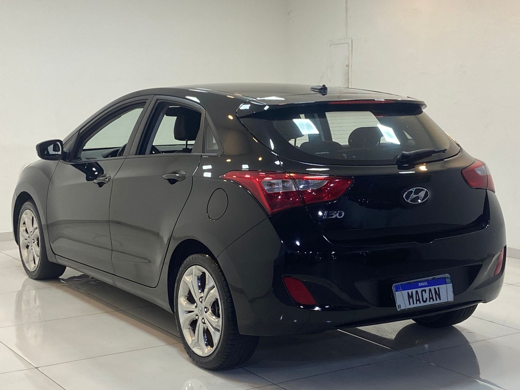 Hyundai i30 Preto
