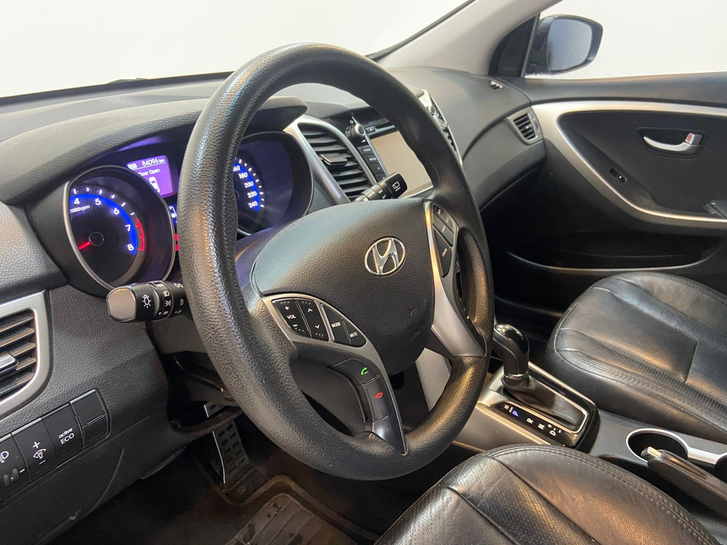 Hyundai i30 Preto