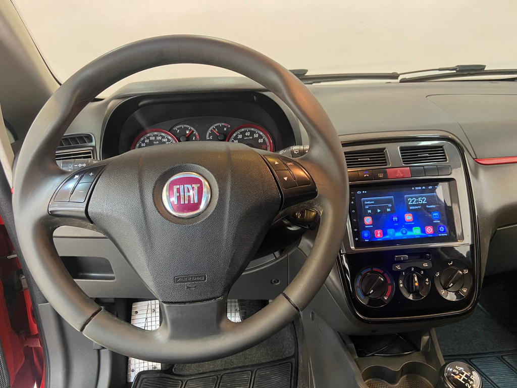 Fiat Punto Vermelho