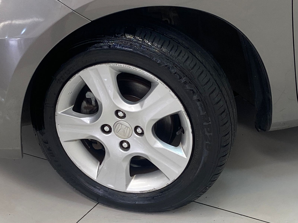 Honda Fit Cinza